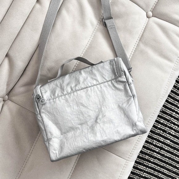 Amazing Vintage Kipling Silver Shoulder Bag - Picture 8 of 8